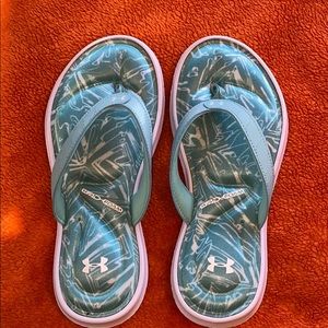 Under Armour 4D foam flip flops